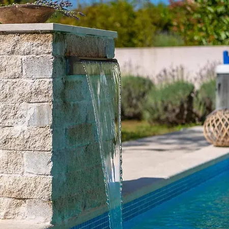 Modern With Swimming Pool In