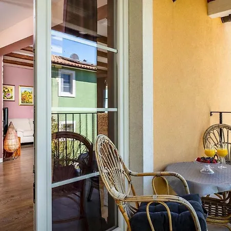 Modern With Swimming Pool In Villa Rakalj