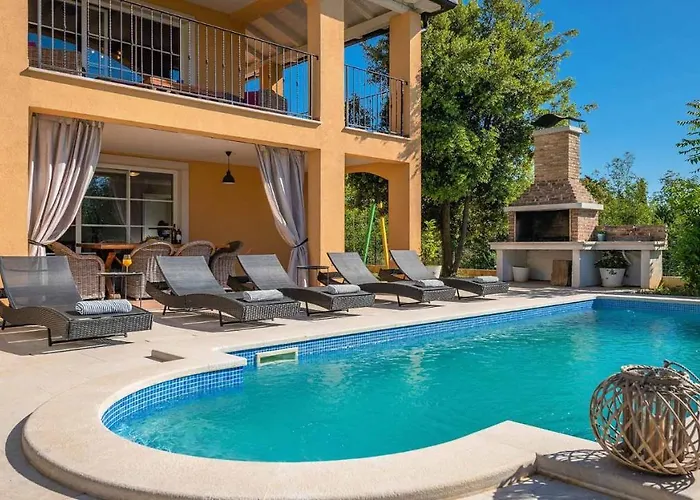 Modern With Swimming Pool In Villa Rakalj
