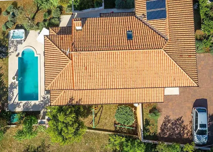 Modern With Swimming Pool In Villa